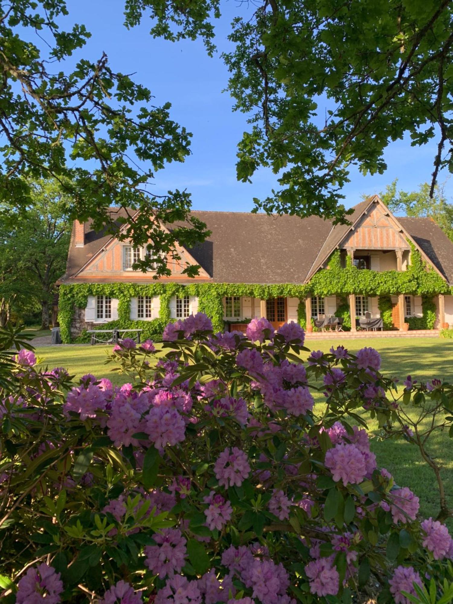 Cerdon Les Vieux Guays Bed & Breakfast エクステリア 写真