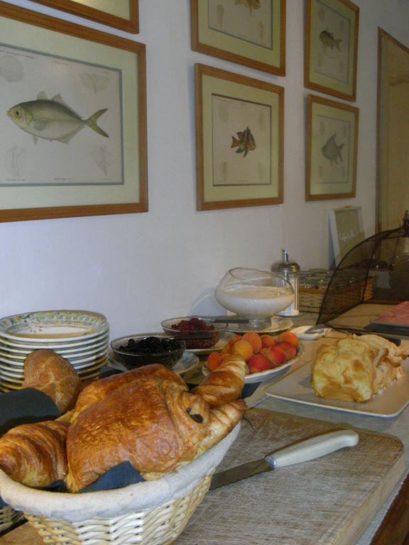 Cerdon Les Vieux Guays Bed & Breakfast エクステリア 写真