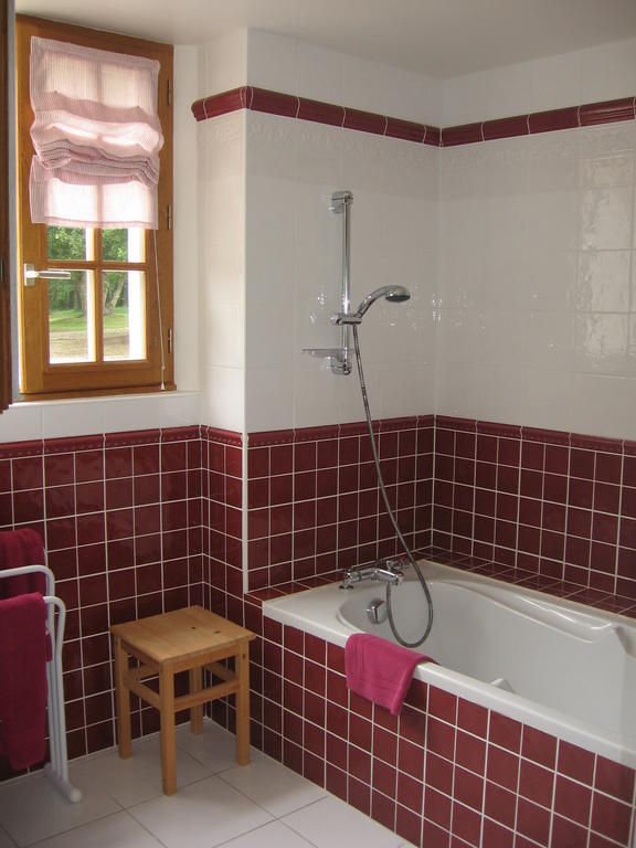 Cerdon Les Vieux Guays Bed & Breakfast 部屋 写真