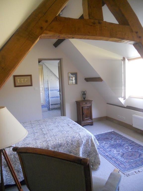 Cerdon Les Vieux Guays Bed & Breakfast 部屋 写真