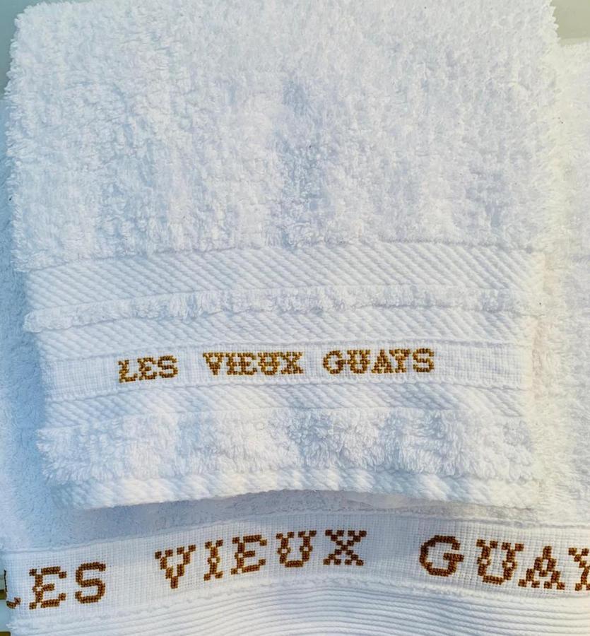 Cerdon Les Vieux Guays Bed & Breakfast エクステリア 写真